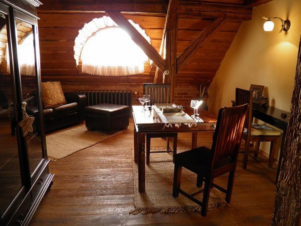 Dvur Olsiny -Hotel And Horse-Riding Karviná Kültér fotó